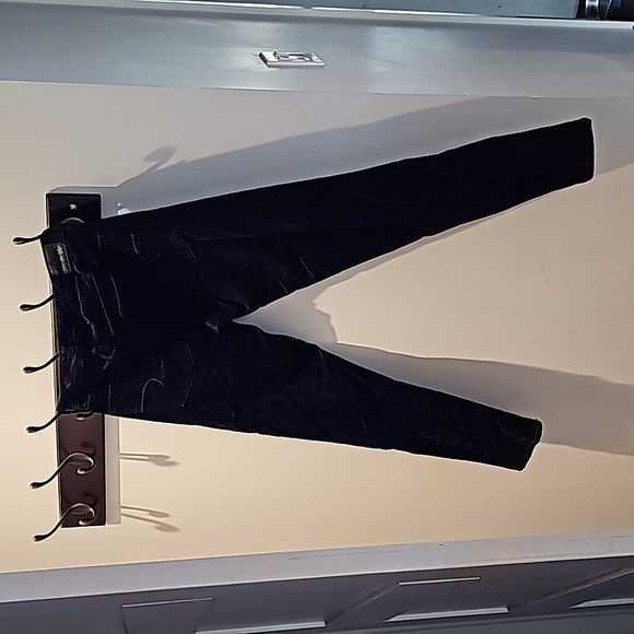 Barely worn American eagle black velour jeggings - Picture 2 of 4